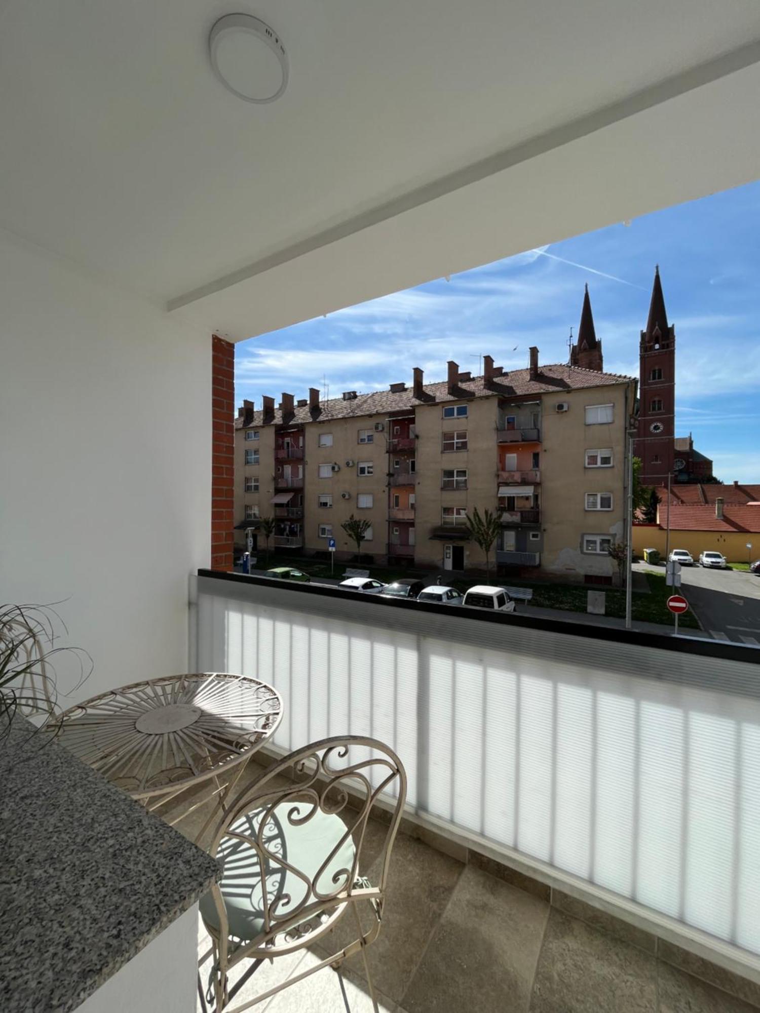 Apartamento For5 Ðakovo Exterior foto